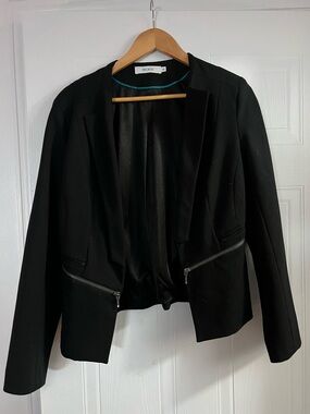 Ricki's Black Women's Tailored Zip-Pocket Blazer